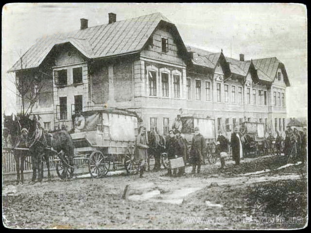 The School in Zastavna
